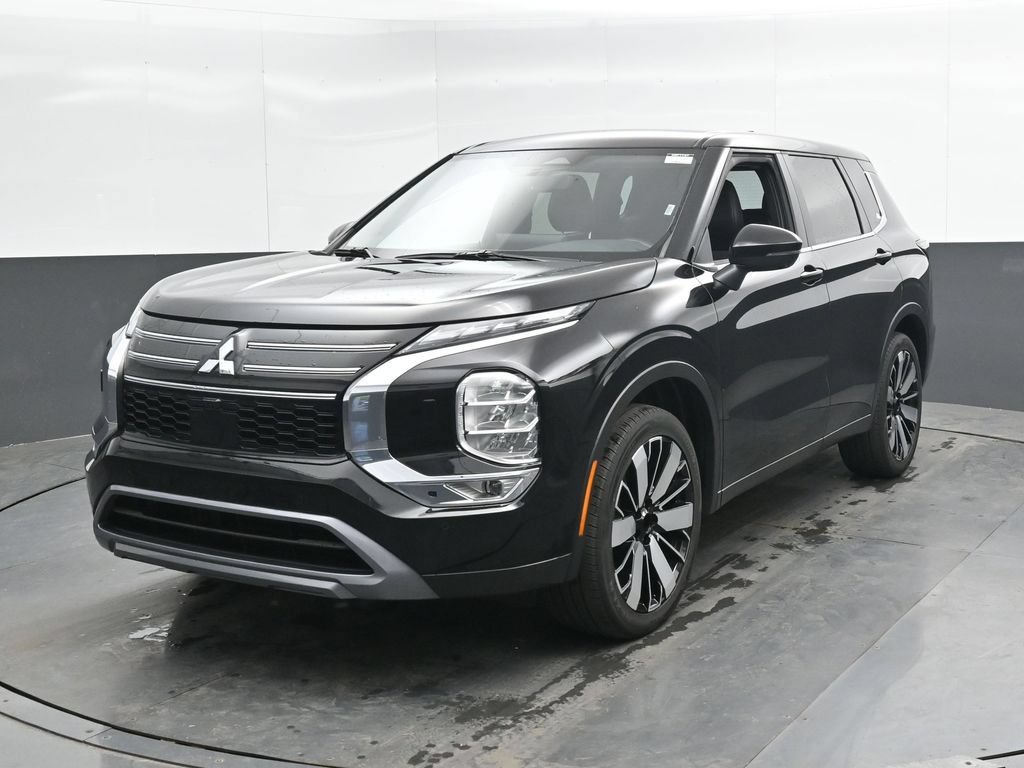 Used 2025 Mitsubishi Outlander SE AWD/4WD image 6