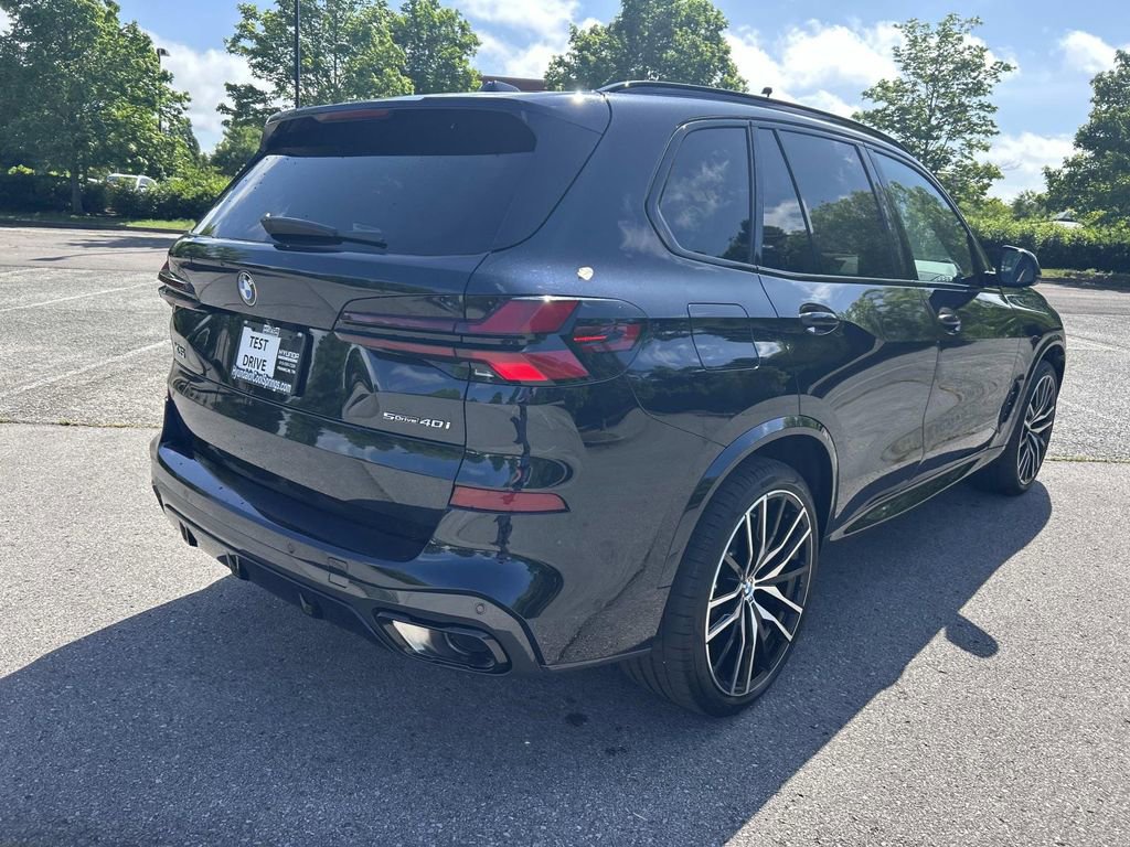 Used 2024 BMW X5 sDrive40i w/ M Sport Package RWD image 7
