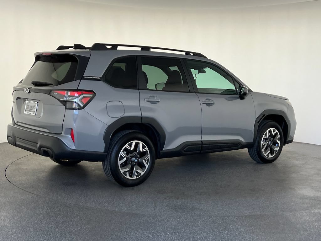 New 2026 Subaru Forester Premium AWD/4WD image 4