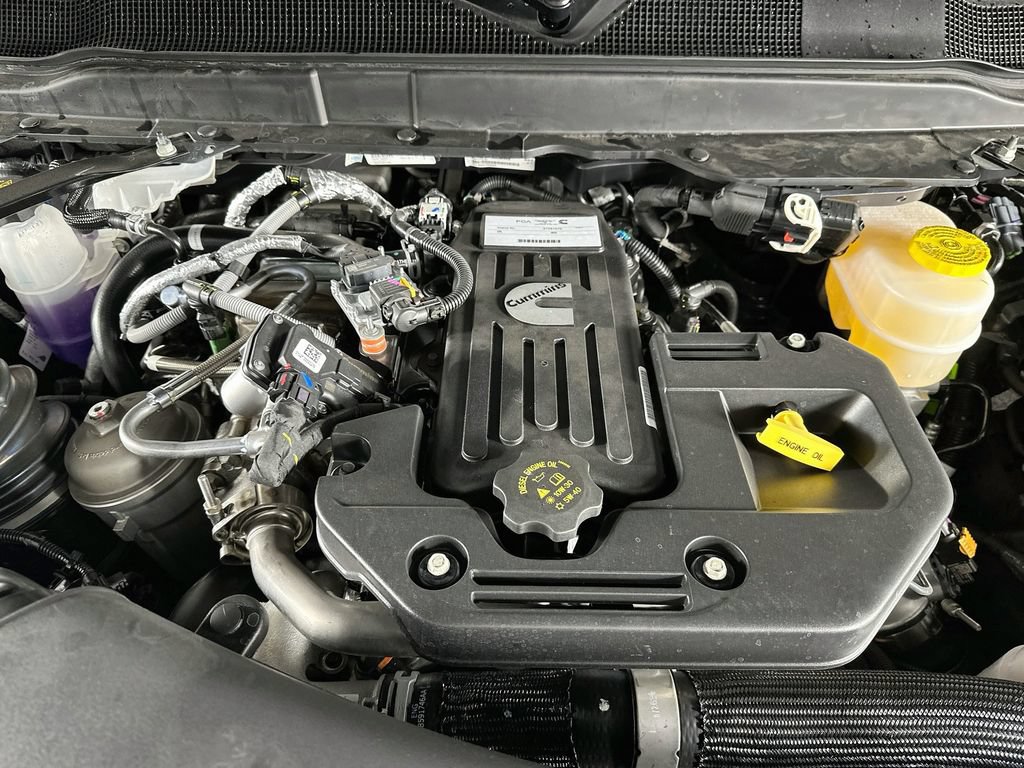 New 2027 RAM 3500 Limited AWD/4WD image 18