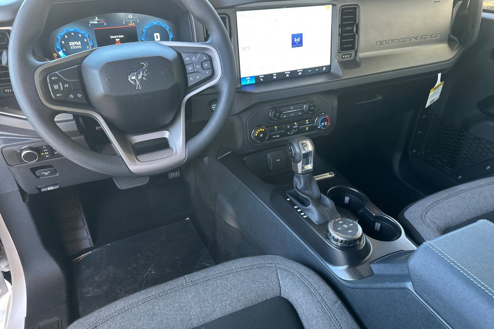 New 2026 Ford Bronco 2-Door image 13