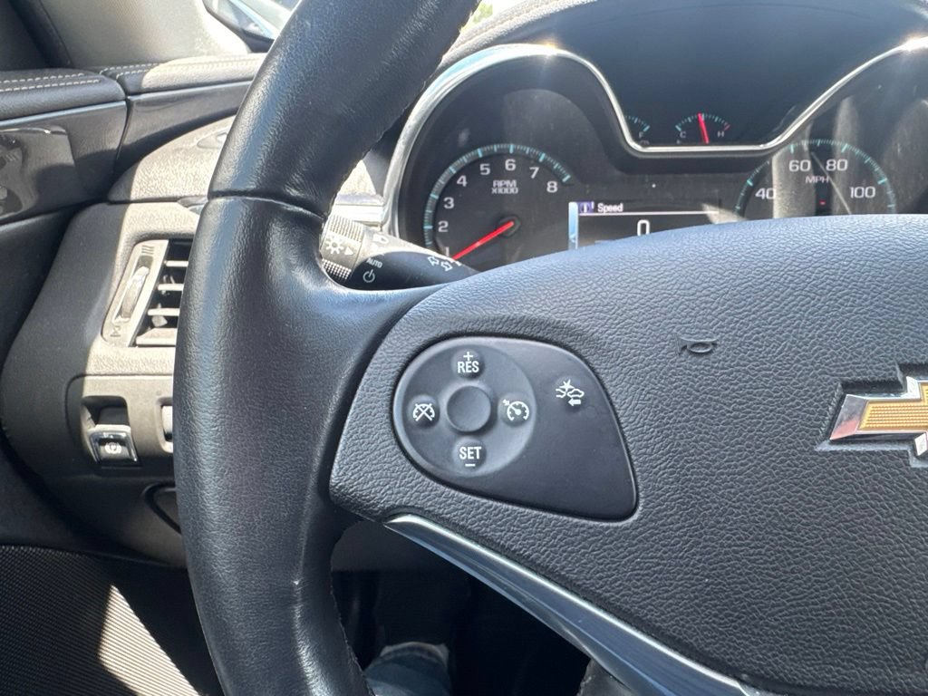 Used 2014 Chevrolet Impala LT FWD image 27