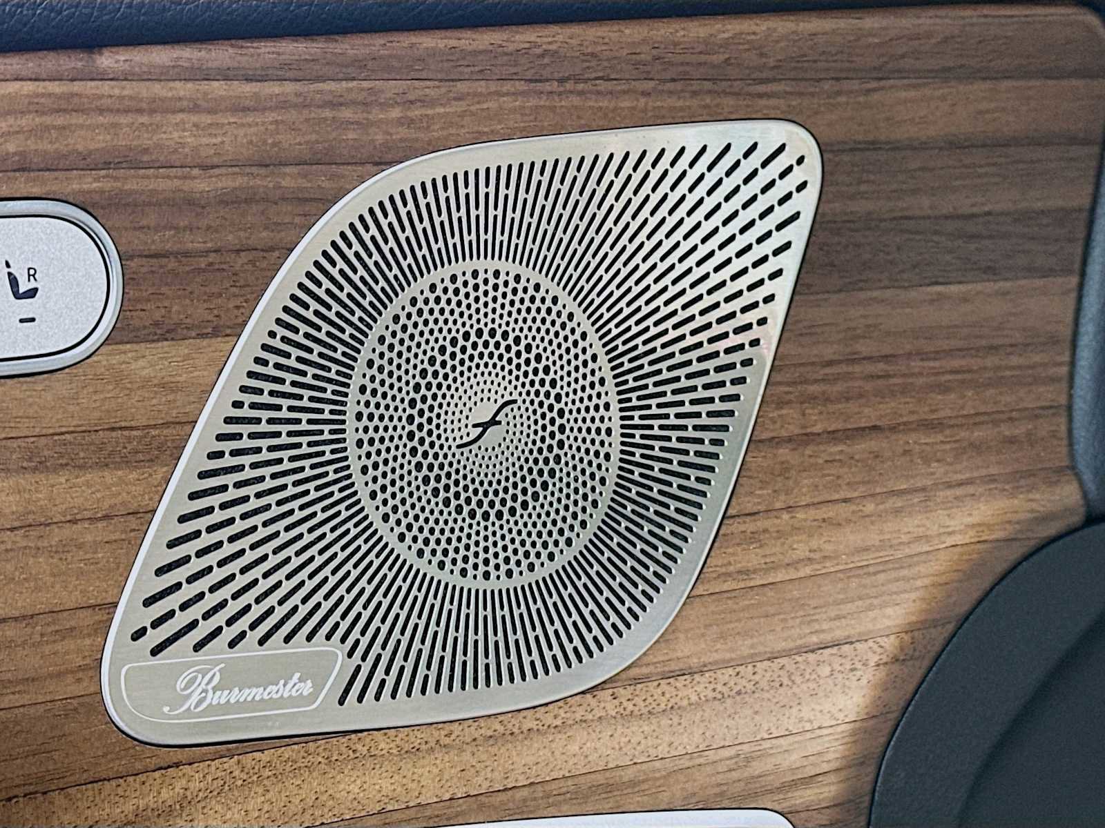 Used 2024 Mercedes-Benz GLS 580 4MATIC image 12