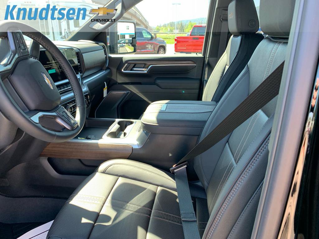 New 2026 Chevrolet Silverado 2500 High Country w/ Technology Package AWD/4WD image 18