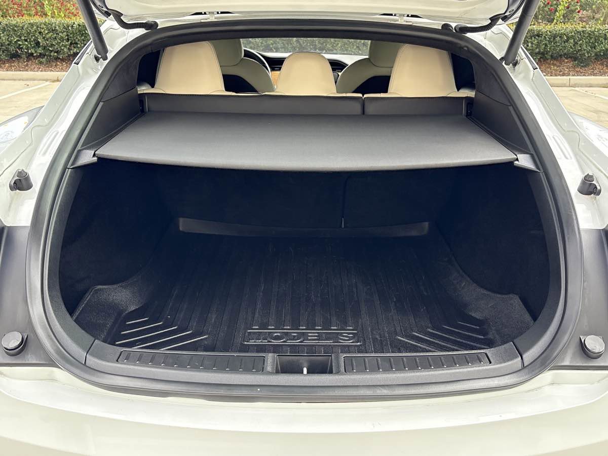 Used 2020 Tesla Model S Long Range Plus image 11