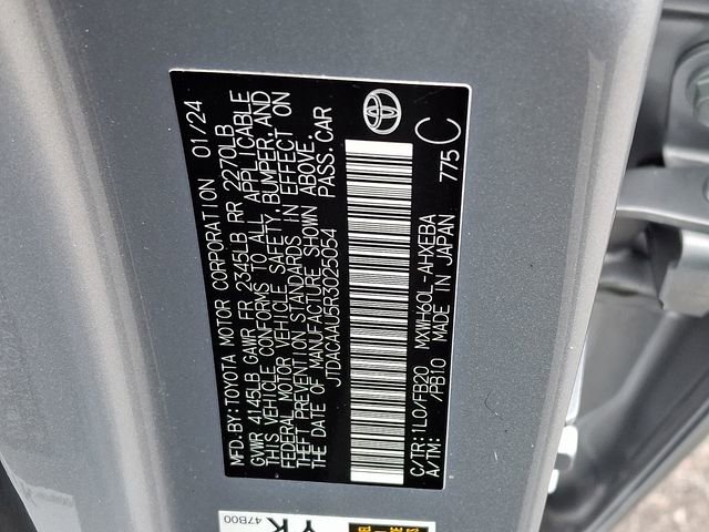 Used 2024 Toyota Prius LE image 28