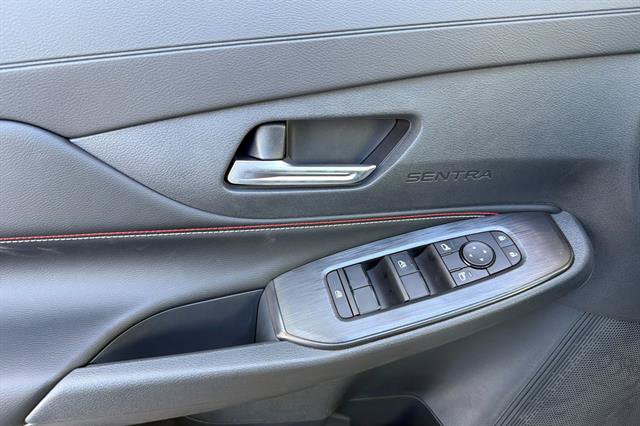 New 2027 Nissan Sentra SR w/ Floor Mat Package FWD image 11