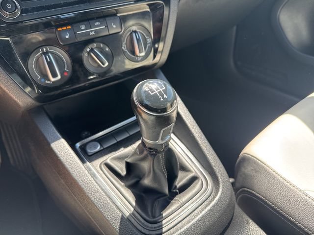 Used 2016 Volkswagen Jetta Sport FWD image 22