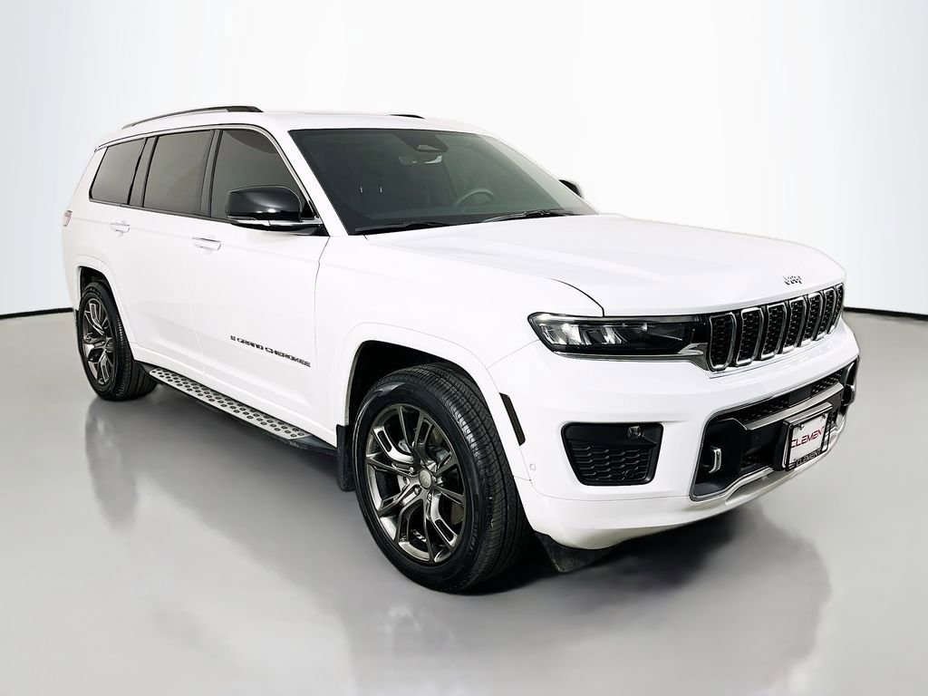 Used 2023 Jeep Grand Cherokee L Overland w/ MOPAR Finishing Package AWD/4WD image 4