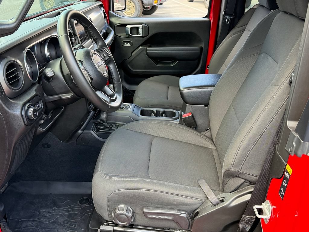Certified 2022 Jeep Wrangler Sport AWD/4WD image 19