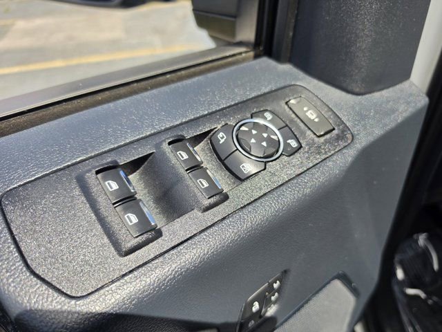 Certified 2022 Ford F250 Lariat w/ Lariat Value Package image 16