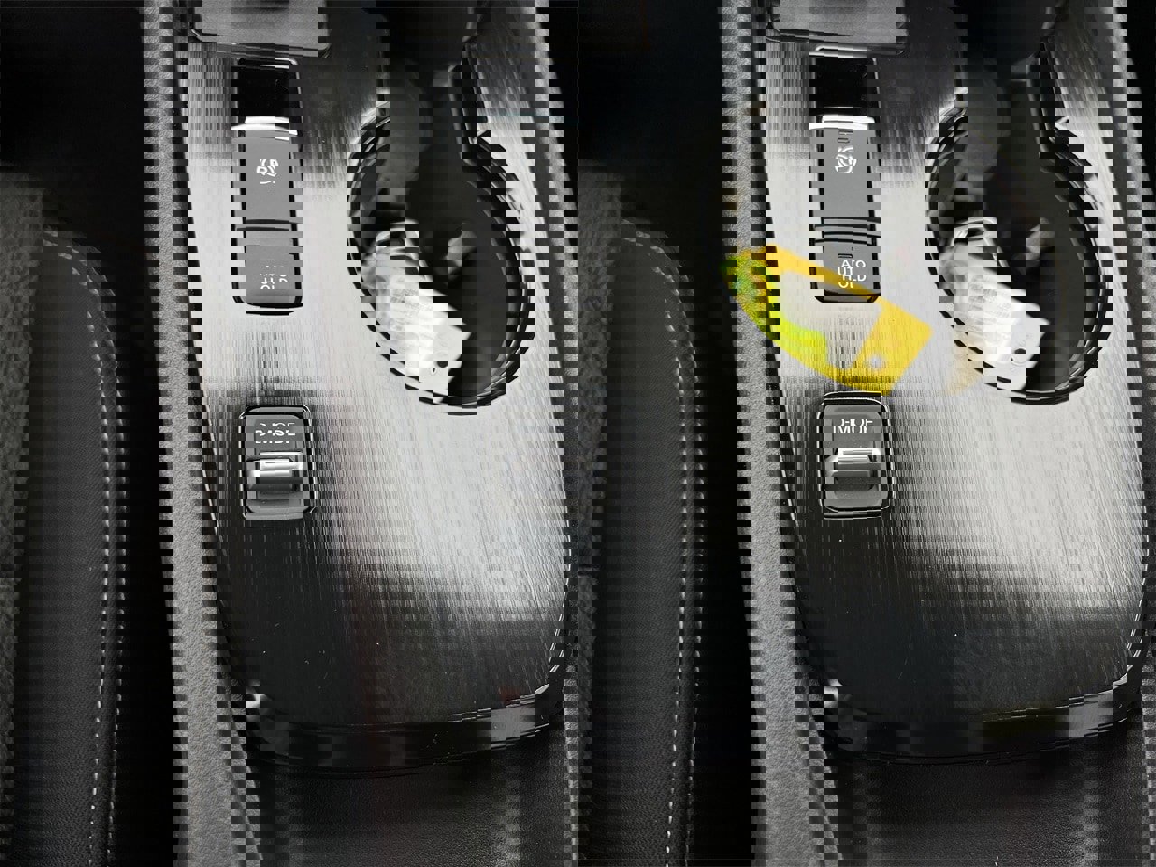 Certified 2024 Nissan Rogue SV image 18