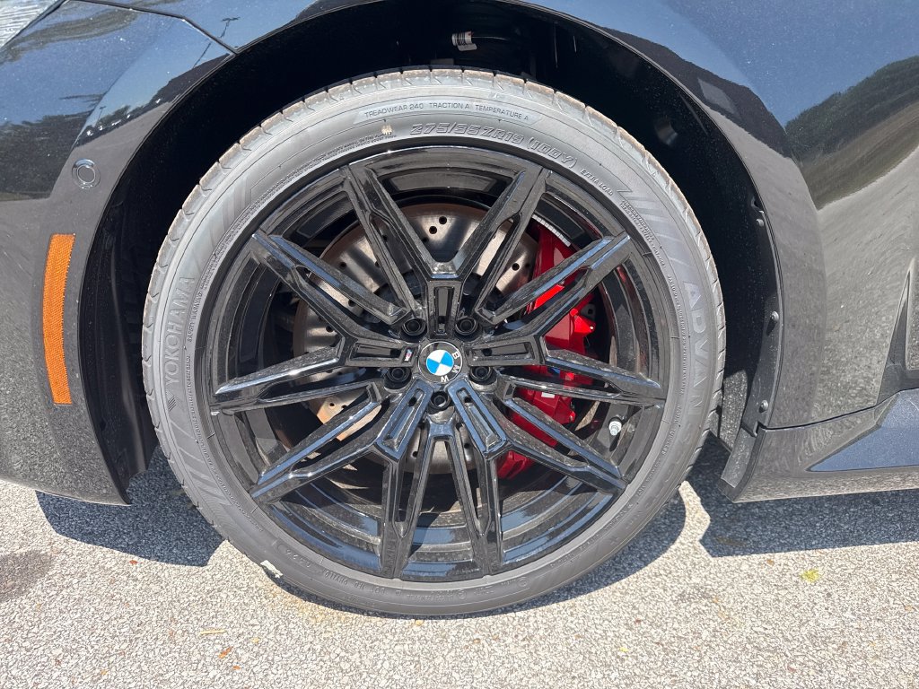 New 2026 BMW M2 w/ Lighting Package RWD image 9