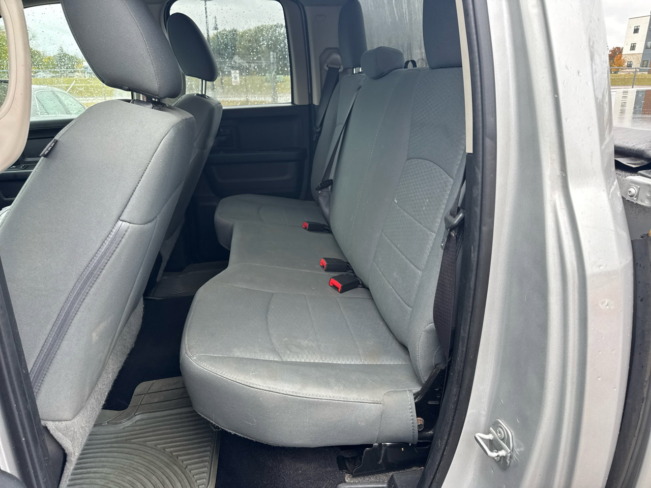 Used 2017 RAM 1500 Express image 11