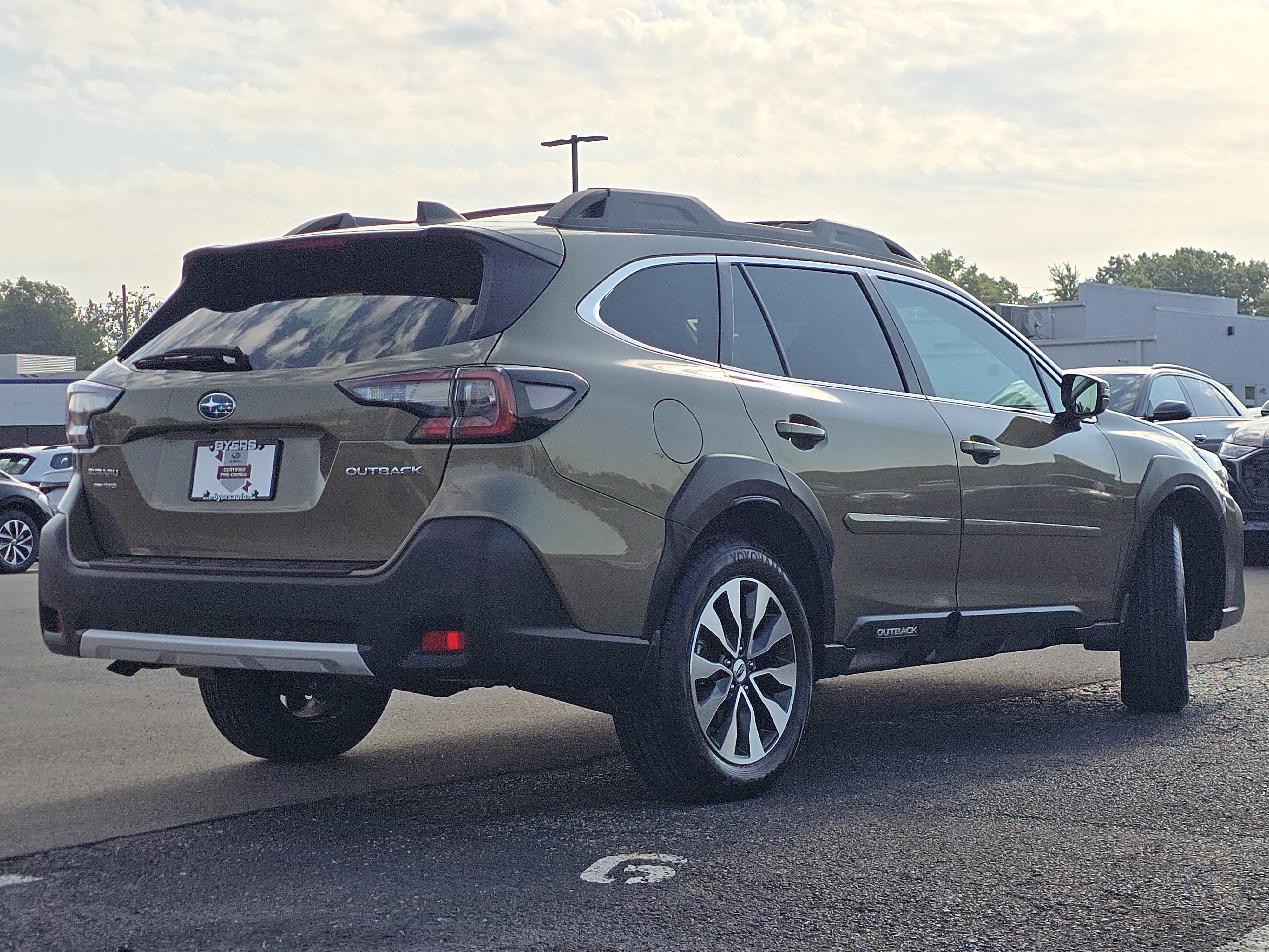 Certified 2024 Subaru Outback Limited AWD/4WD image 7