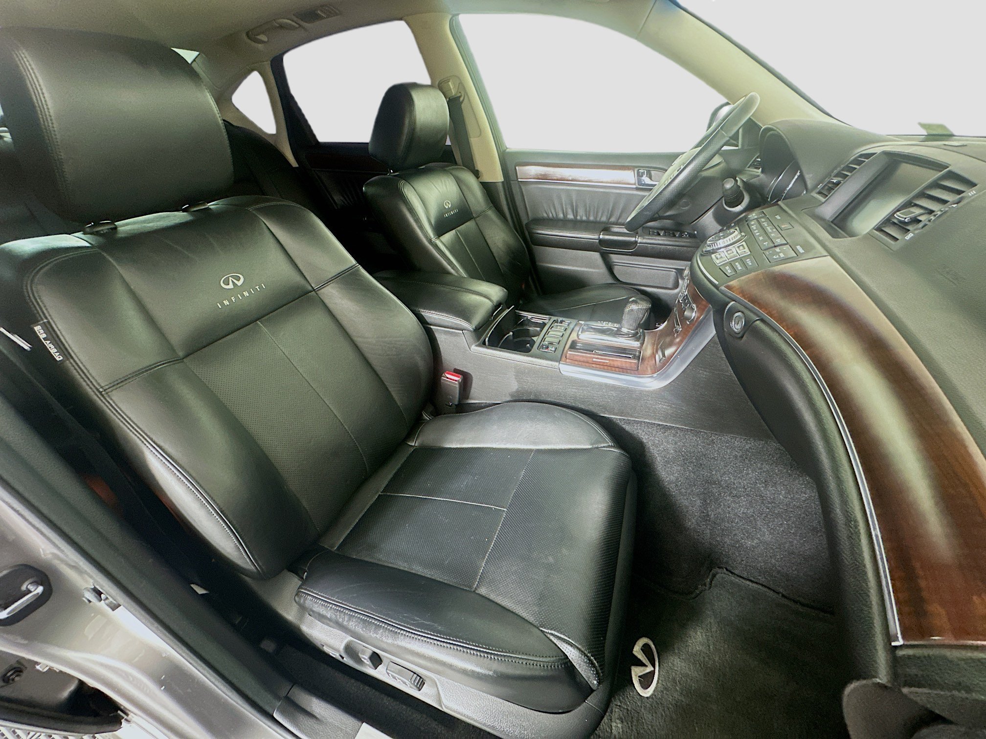 Used 2010 INFINITI M35 x w/ Technology Pkg AWD/4WD image 31