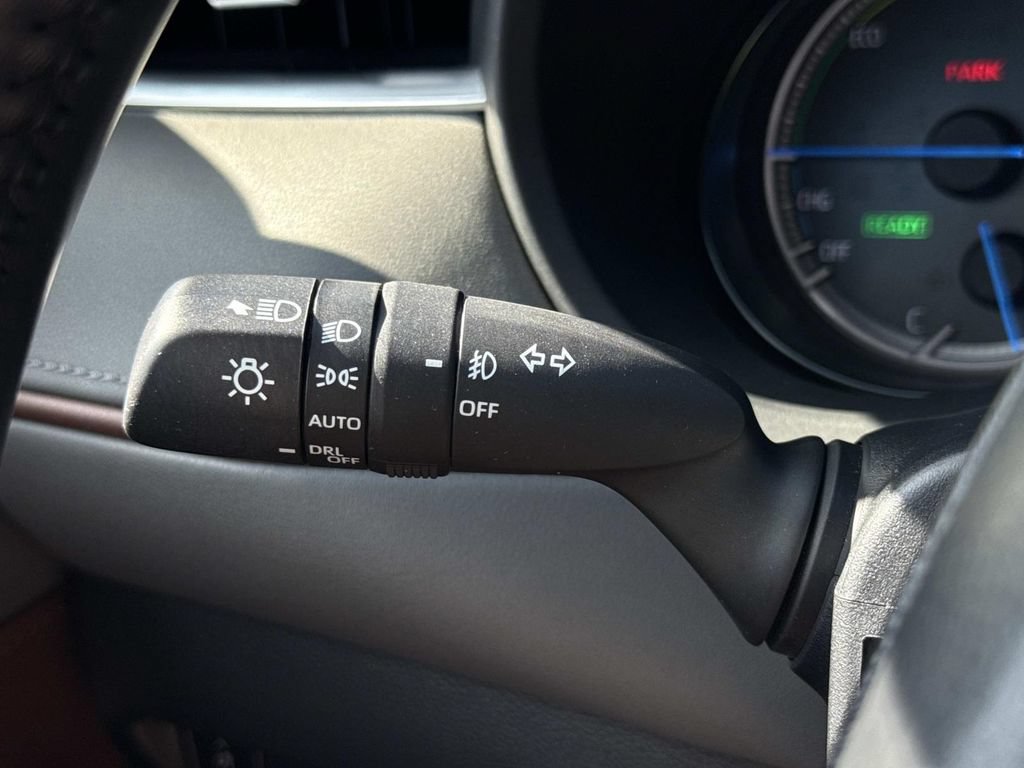 Used 2023 Toyota Venza XLE AWD/4WD image 10