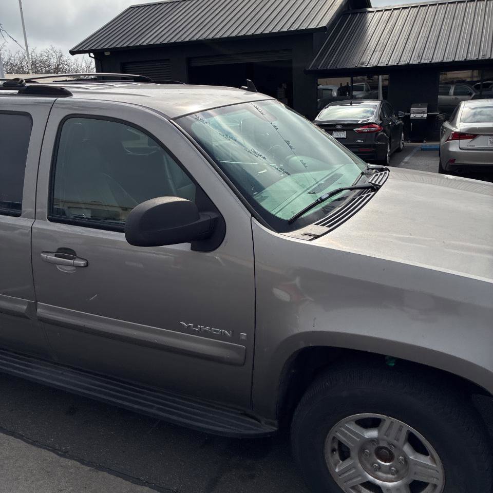 Used 2007 GMC Yukon SLT w/ SLT Preferred Equipment Group AWD/4WD image 5