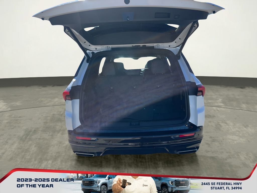 New 2025 Buick Enclave Sport Touring w/ Super Cruise Package image 9