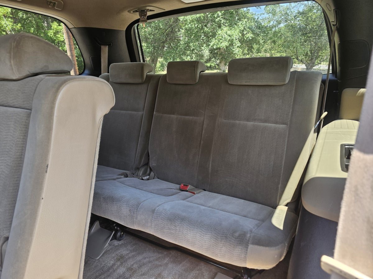 Used 2008 Toyota Sequoia SR5 w/ Towing Pkg AWD/4WD image 32
