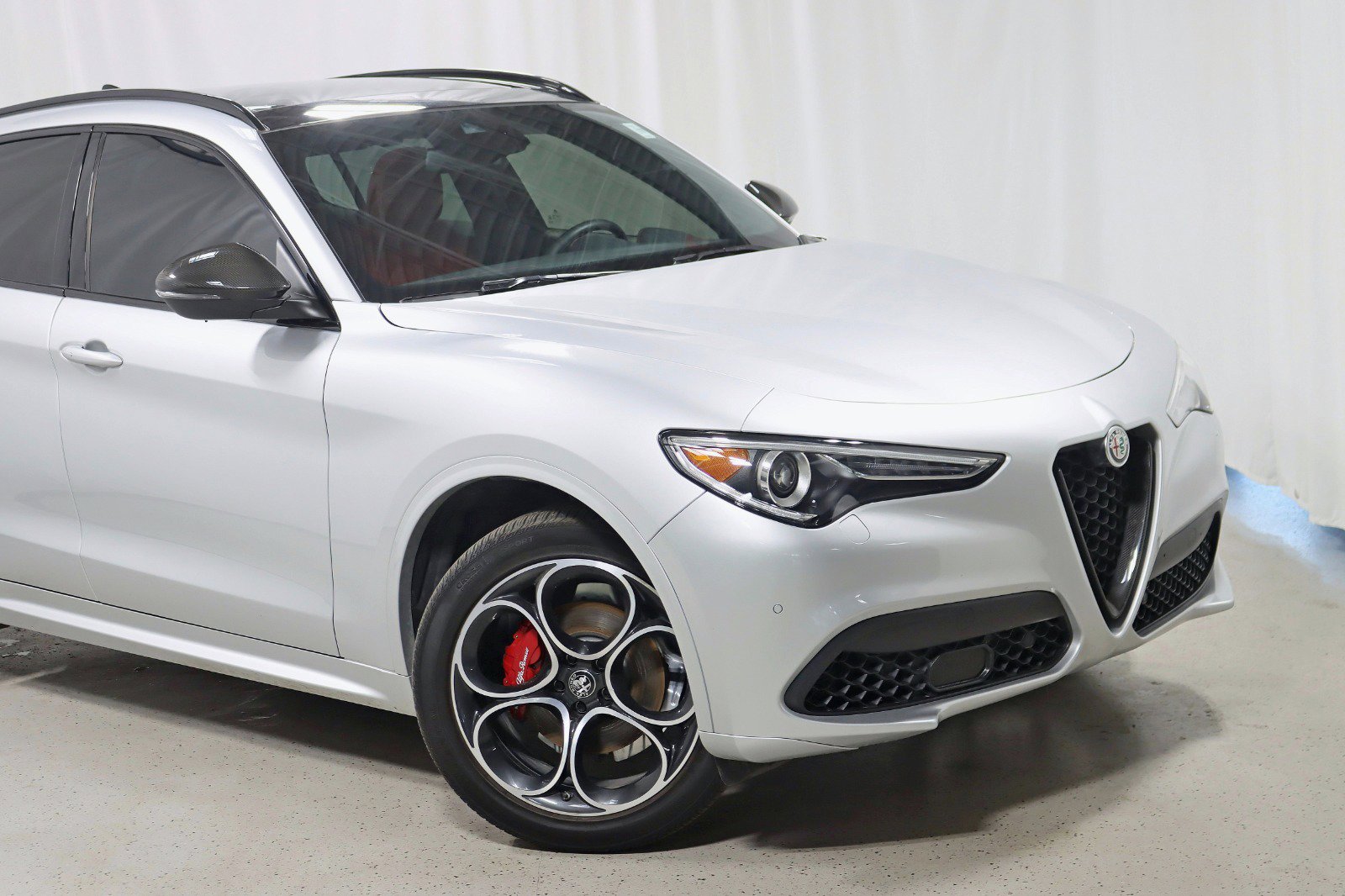 Used 2021 Alfa Romeo Stelvio Ti Sport AWD/4WD image 3