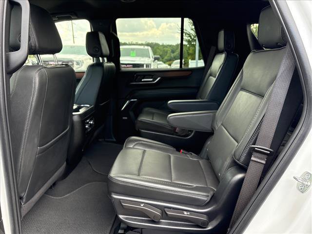 Certified 2025 GMC Yukon Denali AWD/4WD image 8