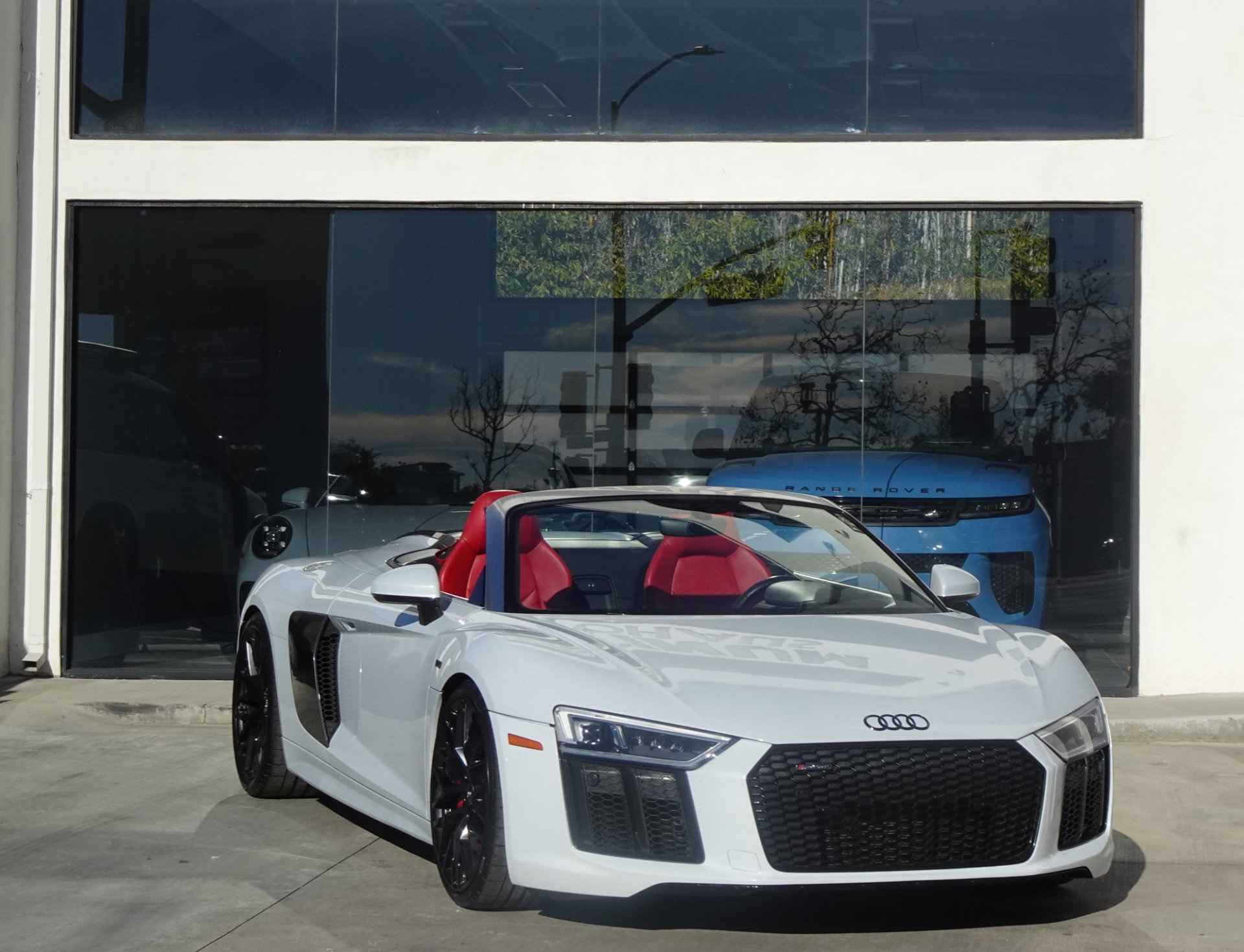 Used 2018 Audi R8 V10 AWD/4WD image 10