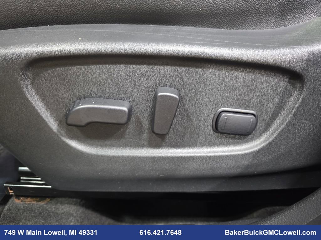 Used 2020 Nissan Rogue SL image 30