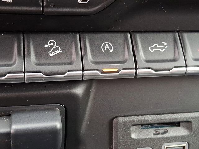 Used 2020 Chevrolet Silverado 1500 LT w/ All-Star Edition image 27