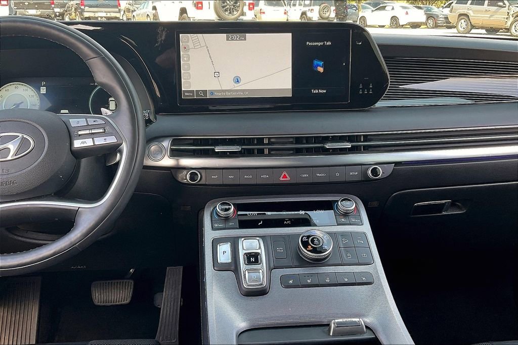 Used 2024 Hyundai Palisade Calligraphy image 6