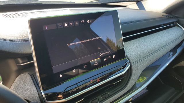 Certified 2024 Jeep Compass Latitude image 12