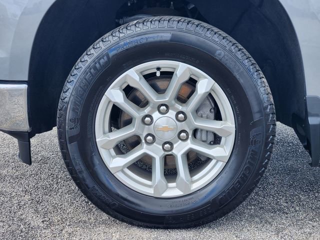 Used 2024 Chevrolet Silverado 1500 LT image 10