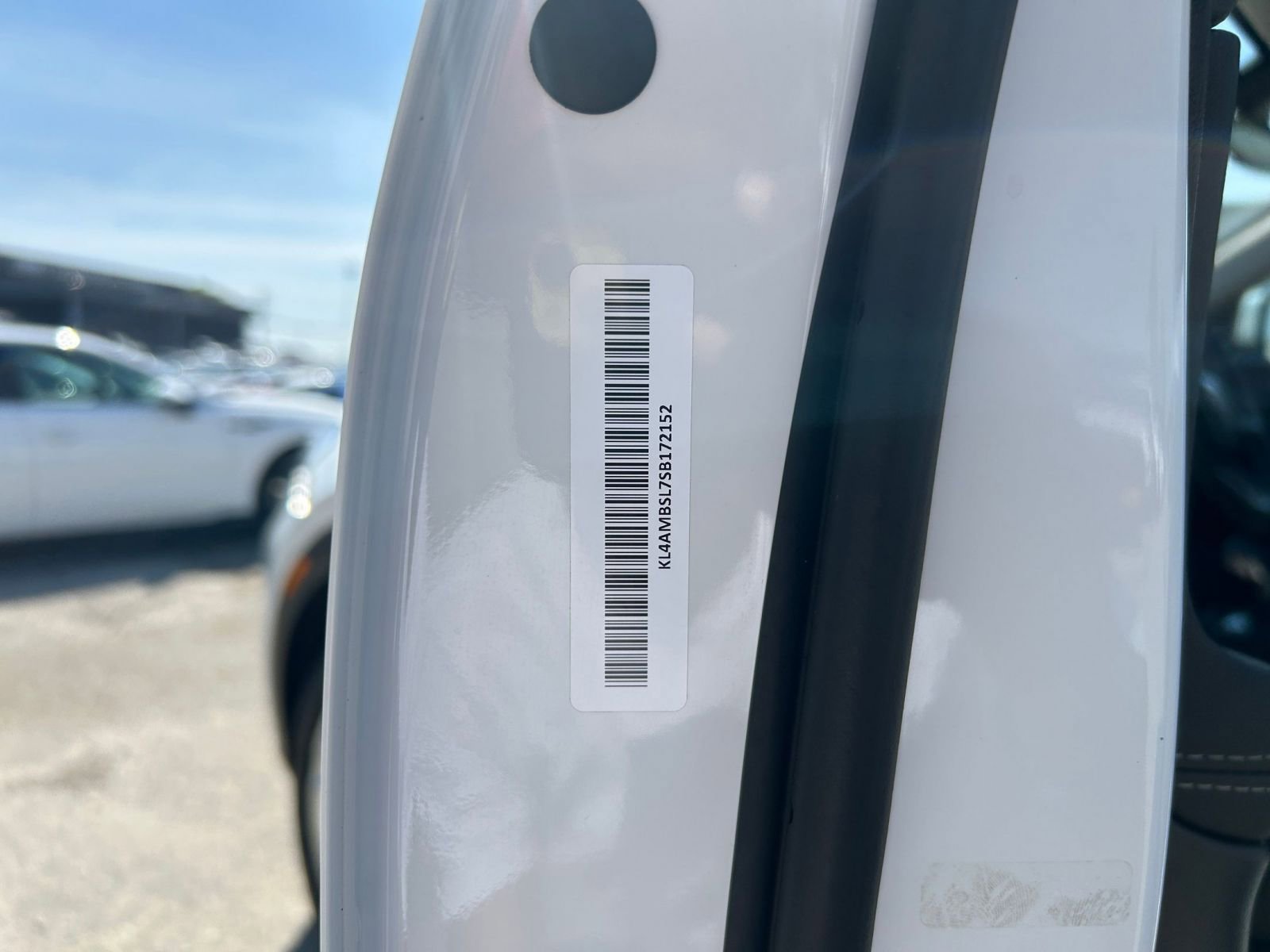 Used 2025 Buick Encore GX Preferred FWD image 23
