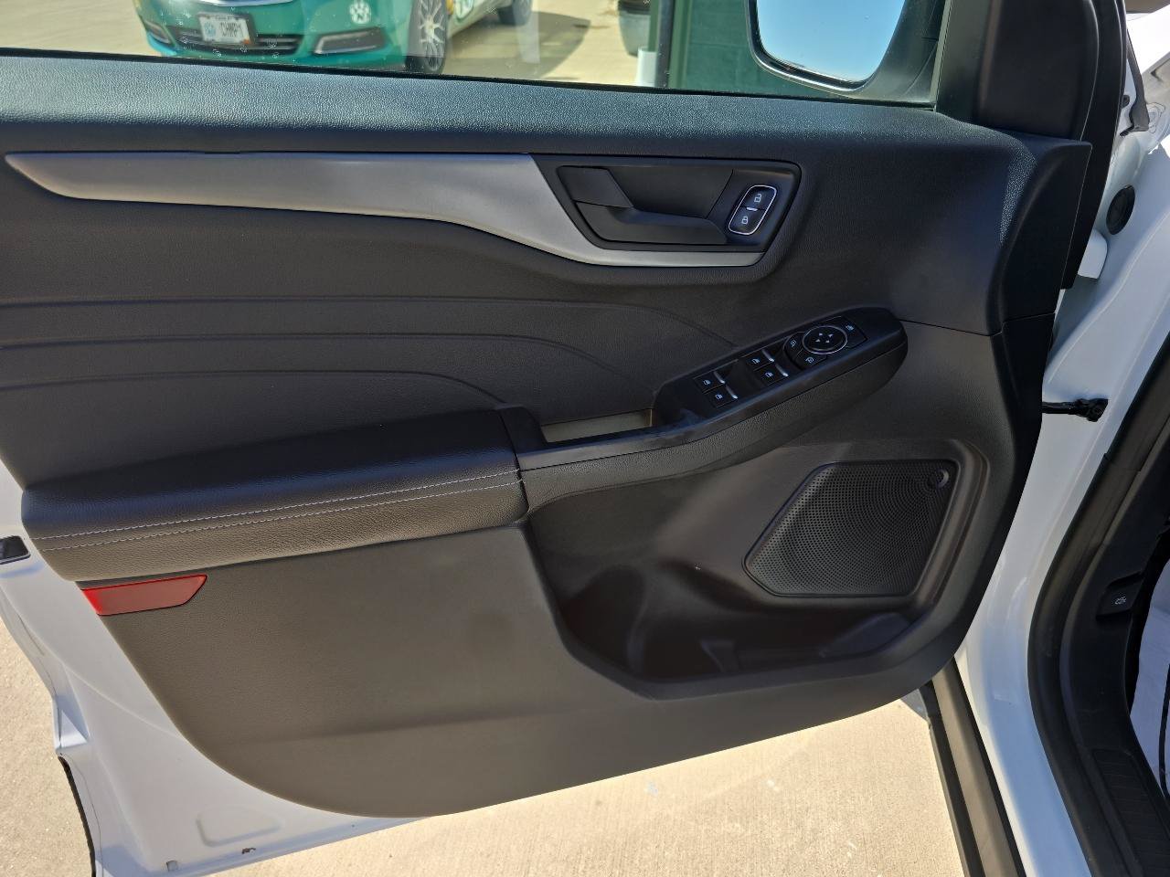 Used 2023 Ford Escape Active AWD/4WD image 18
