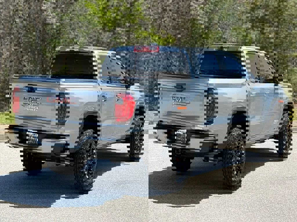 New 2026 GMC Canyon Elevation image 12