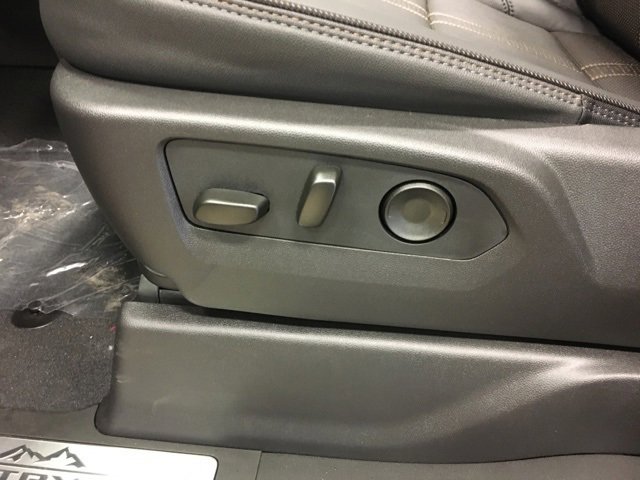 New 2025 Chevrolet Silverado 2500 High Country w/ High Country Premium Package image 44