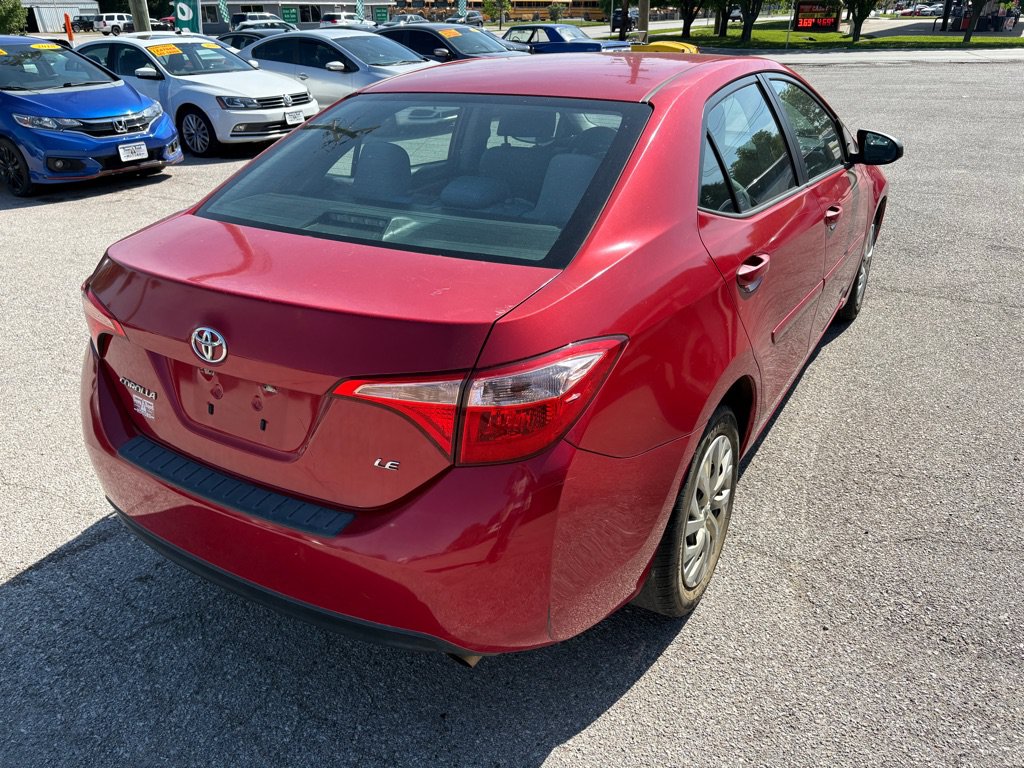 Used 2017 Toyota Corolla LE FWD image 4