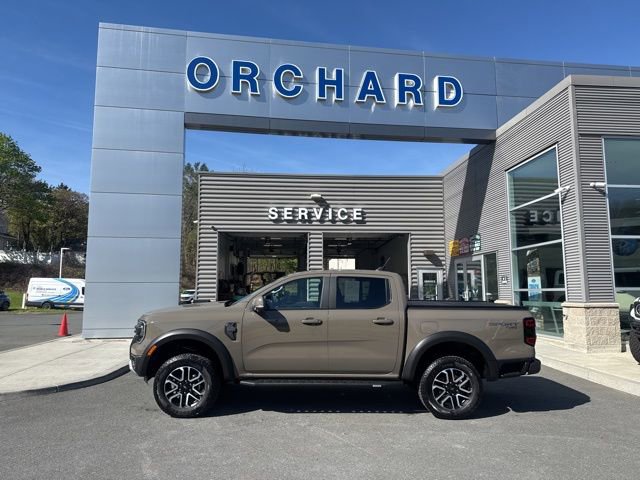 Used 2025 Ford Ranger Lariat w/ Advanced Towing Package AWD/4WD image 2