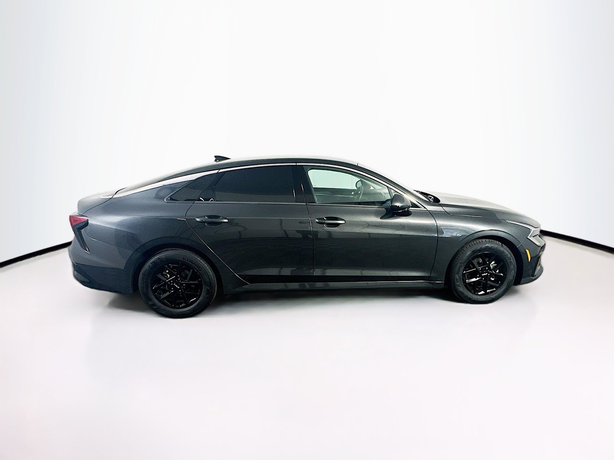 Used 2025 Kia K5 LXS image 10