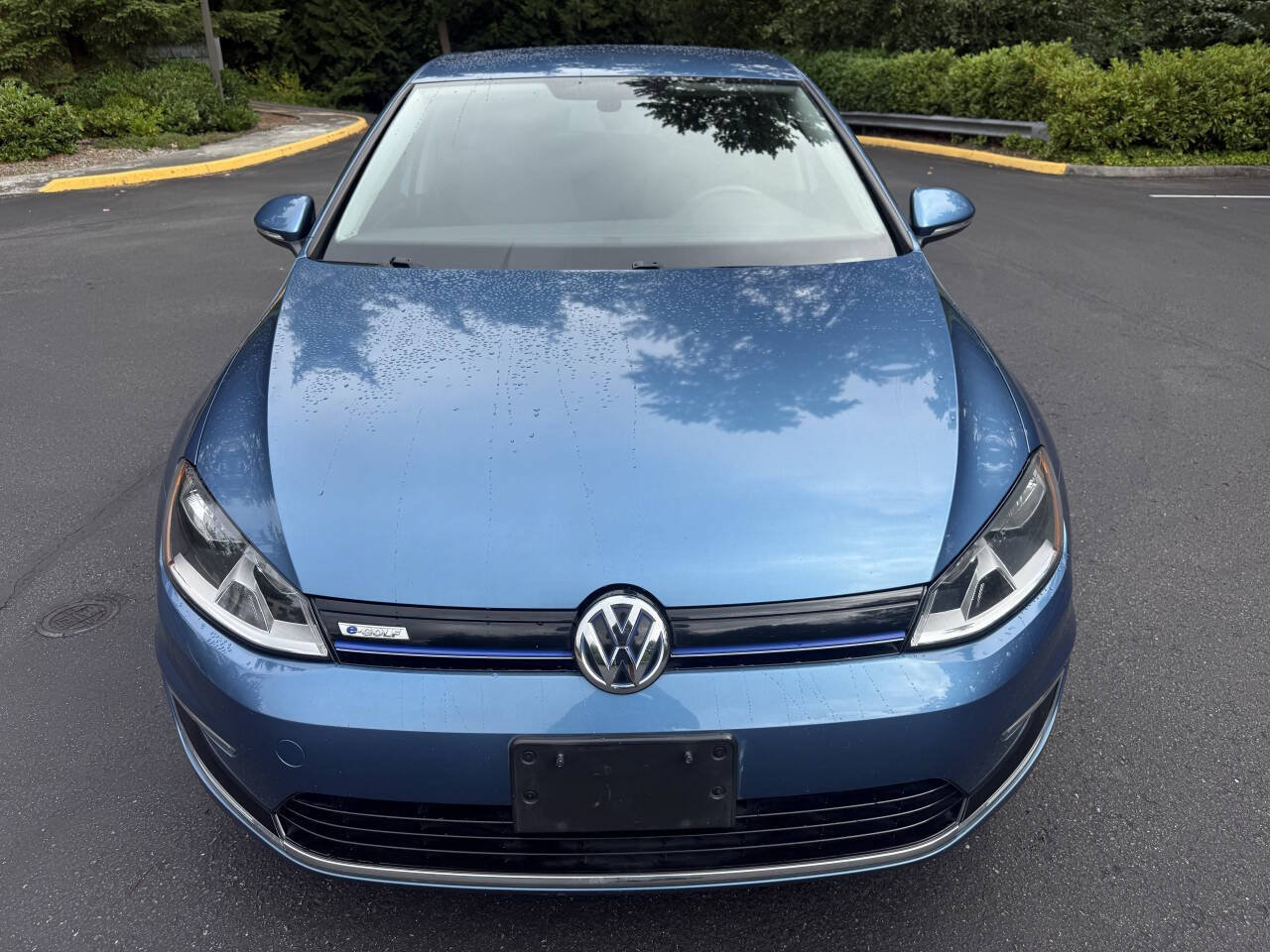 Used 2016 Volkswagen e-Golf SE FWD image 12