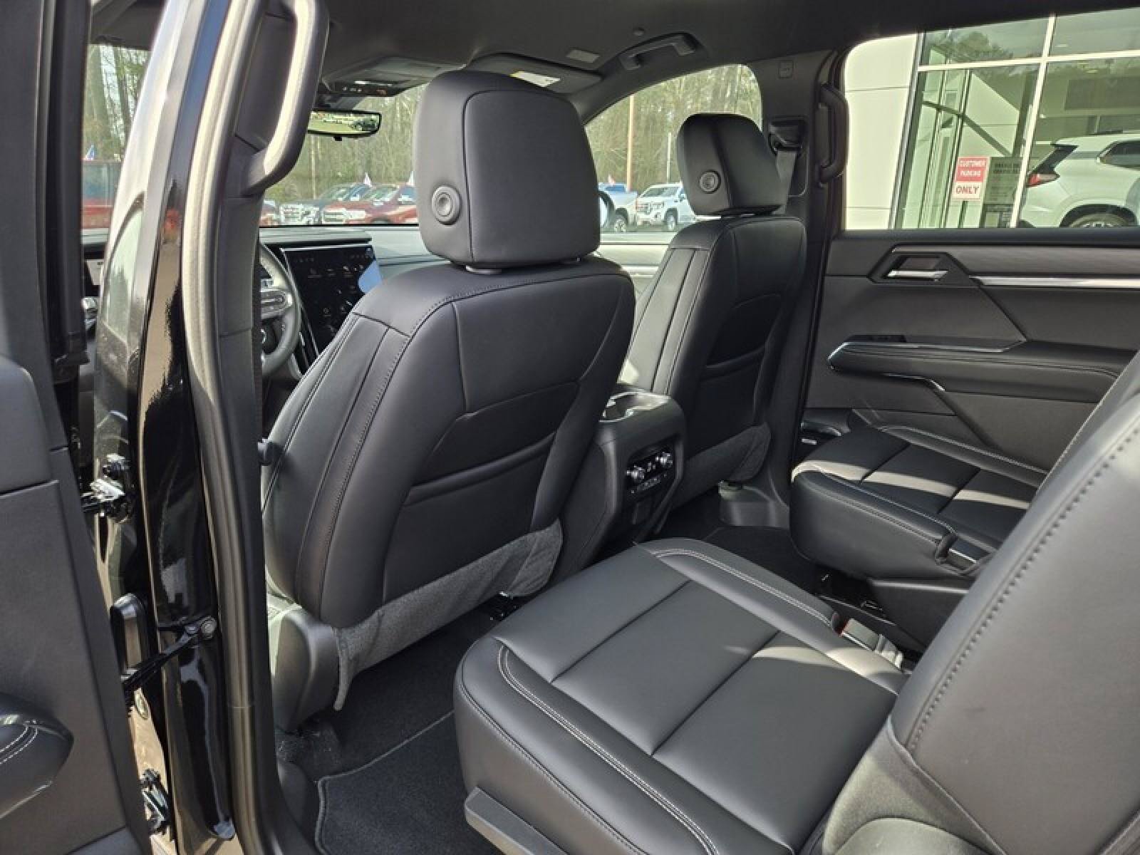 New 2026 GMC Acadia Elevation w/ Elevation Premium Package FWD image 25