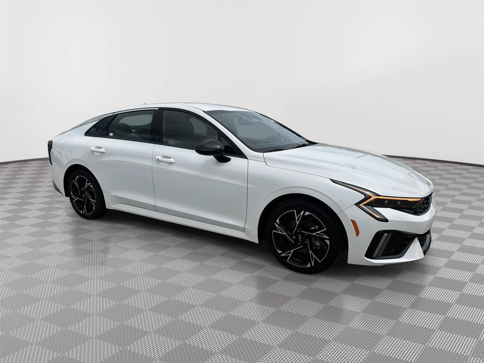 Used 2025 Kia K5 GT-Line FWD image 3