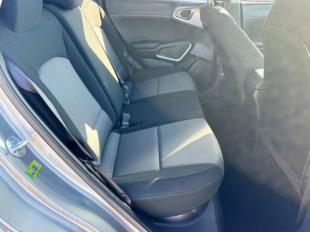 Used 2023 Kia Soul LX image 24