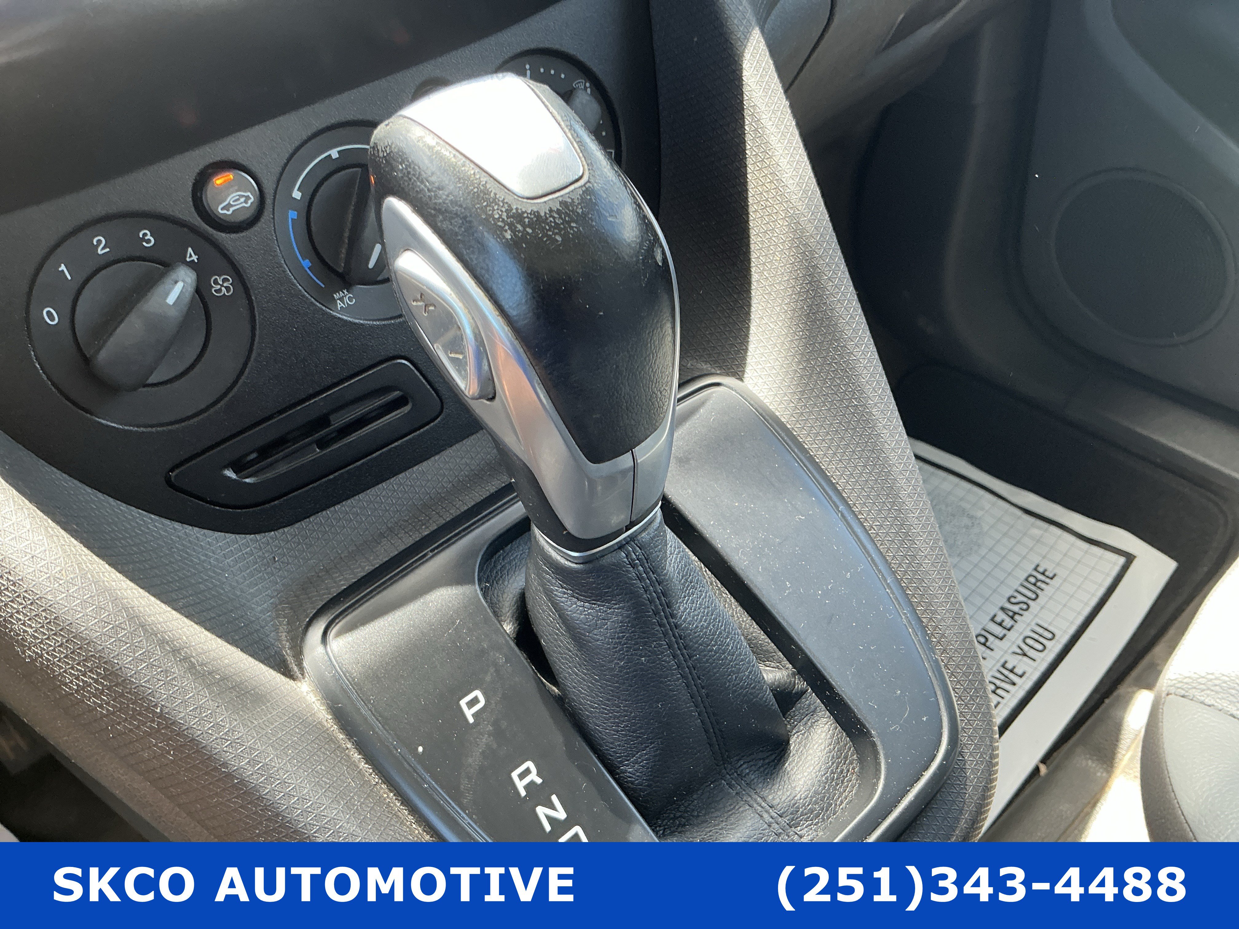 Used 2016 Ford Transit Connect XL FWD image 23