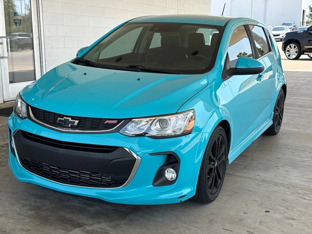 Used 2020 Chevrolet Sonic Premier w/ Driver Confidence Package FWD image 3