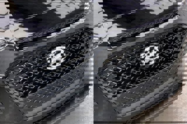 Used 2021 Hyundai Kona SE image 30