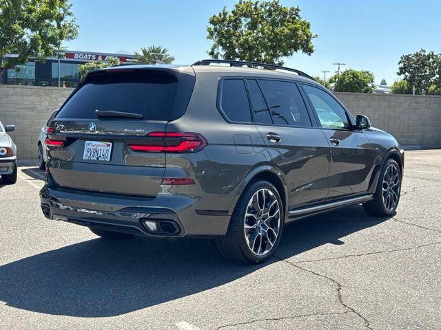 Used 2026 BMW X7 xDrive40i w/ M Sport Package AWD/4WD image 8