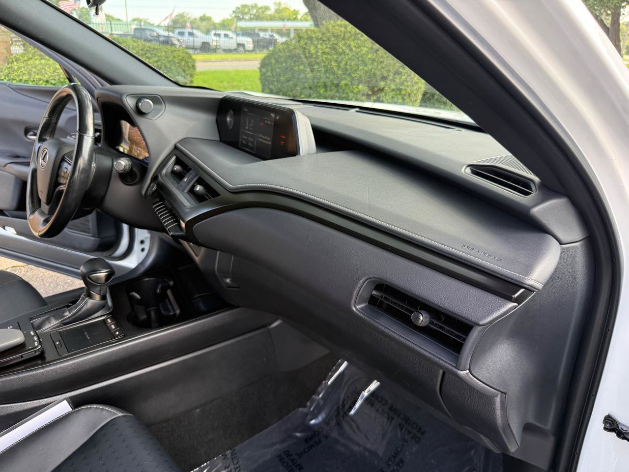 Used 2021 Lexus UX 200 w/ Accessory Package (A2) FWD image 23