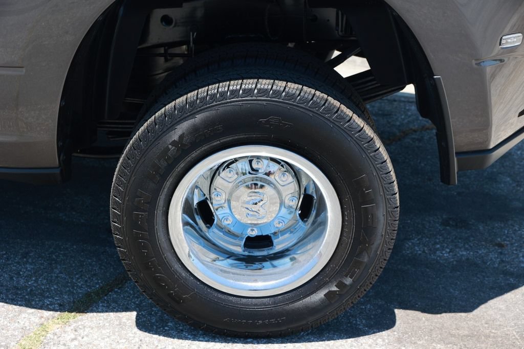 New 2026 RAM 3500 Tradesman AWD/4WD image 10