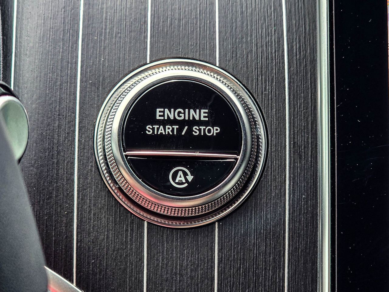 Used 2026 Mercedes-Benz GLC 300 4MATIC image 22